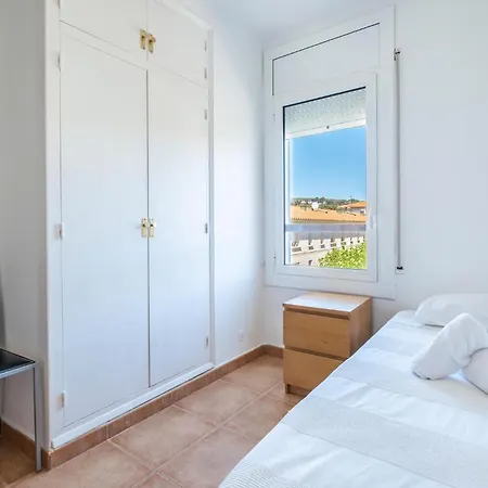 Apartment Stunning In With Kitchenette *