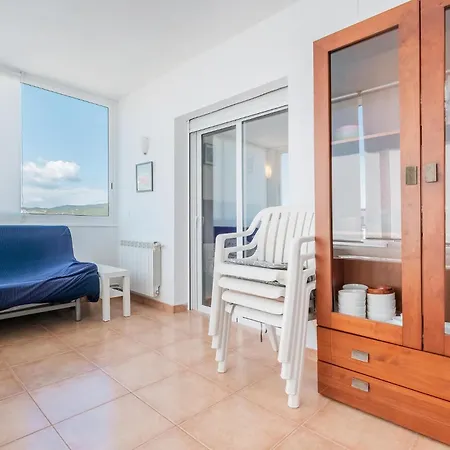 Apartment Stunning In With Kitchenette *