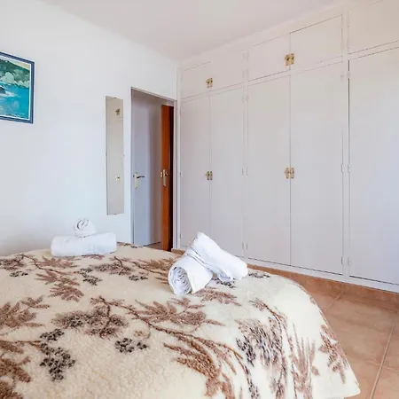 Apartment Stunning In With Kitchenette Palamos